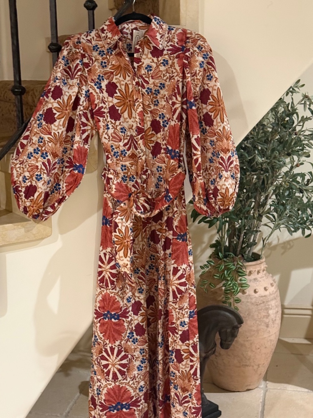 NWT. Olivaceous Floral Belted Puff Sleeve Midi Dress, Medium